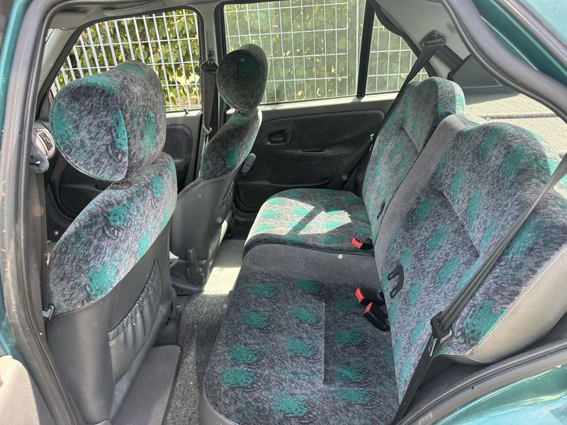 Citroen Saxo 1.4 — zdjęcie 12