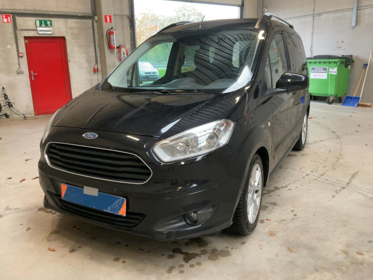 Ford Tourneo 1.0 EcoBoost Titanium