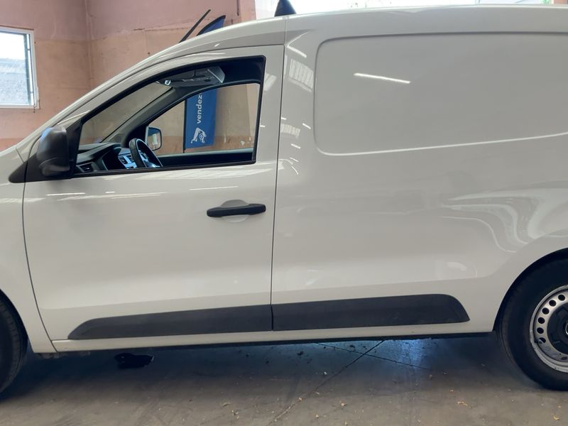 Renault Express 1.3 TCe Confort — zdjęcie 4