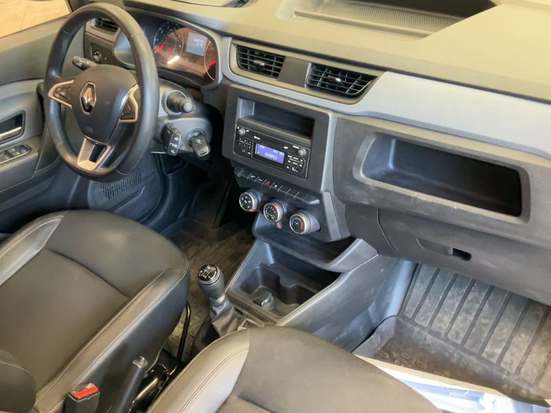 Renault Express 1.3 TCe Confort — zdjęcie 12