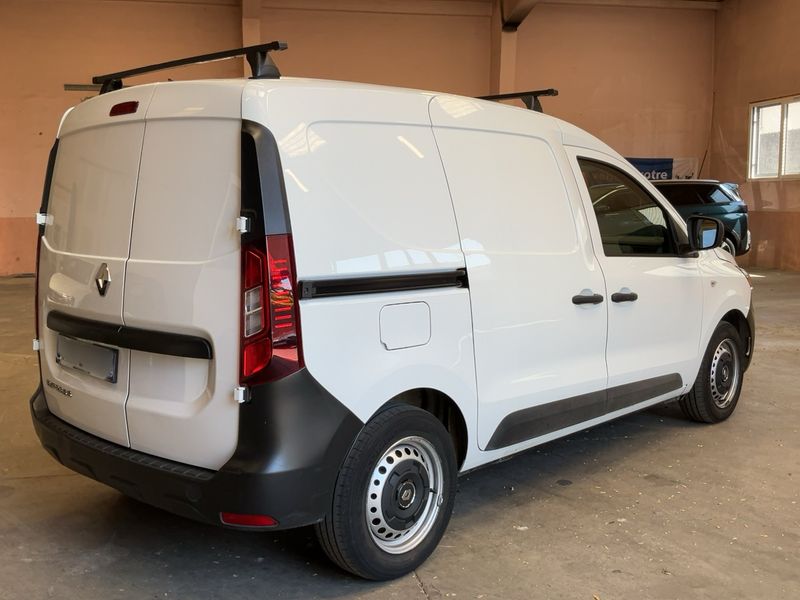 Renault Express 1.3 TCe Confort — zdjęcie 6