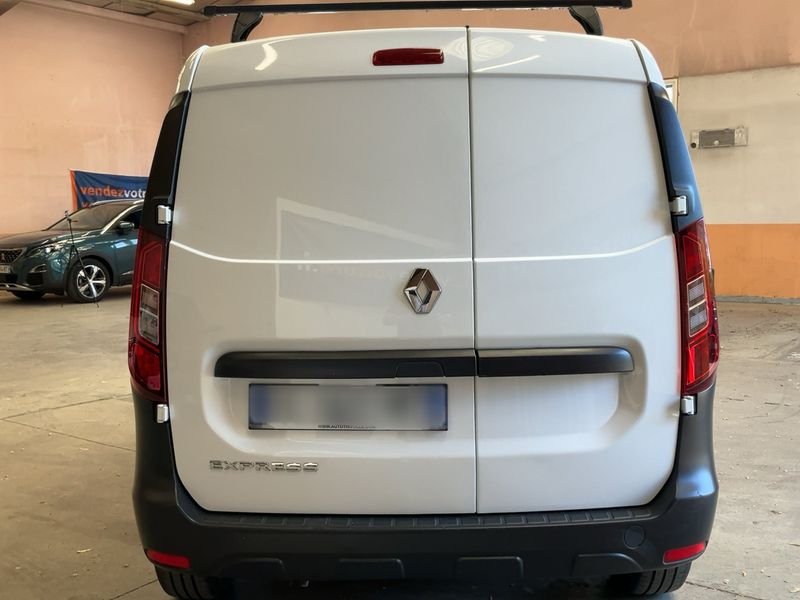 Renault Express 1.3 TCe Confort — zdjęcie 5