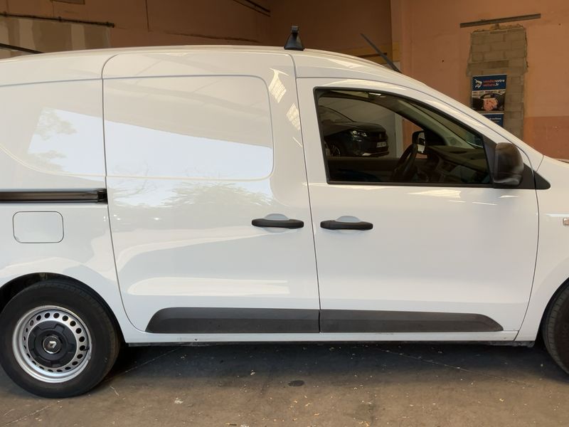 Renault Express 1.3 TCe Confort — zdjęcie 7
