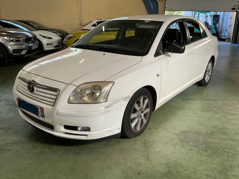 Avensis 1.8 Sol
