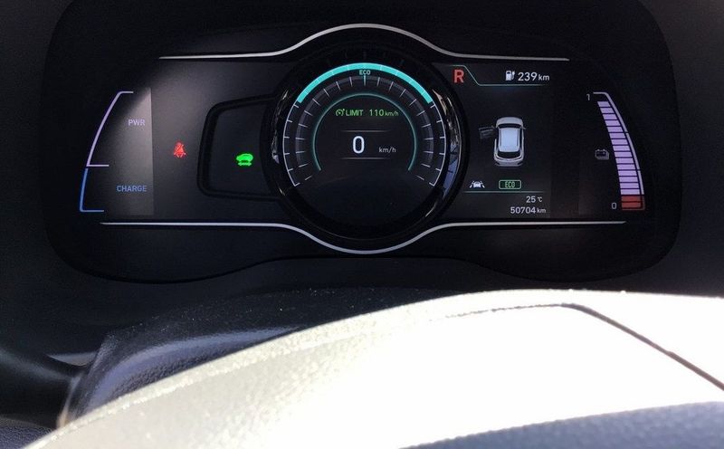Hyundai Kona electric drive 100 kW Xprime+ 2WD — zdjęcie 12