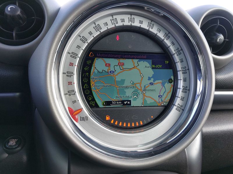 MINI Countryman Cooper S ALL4 — zdjęcie 13