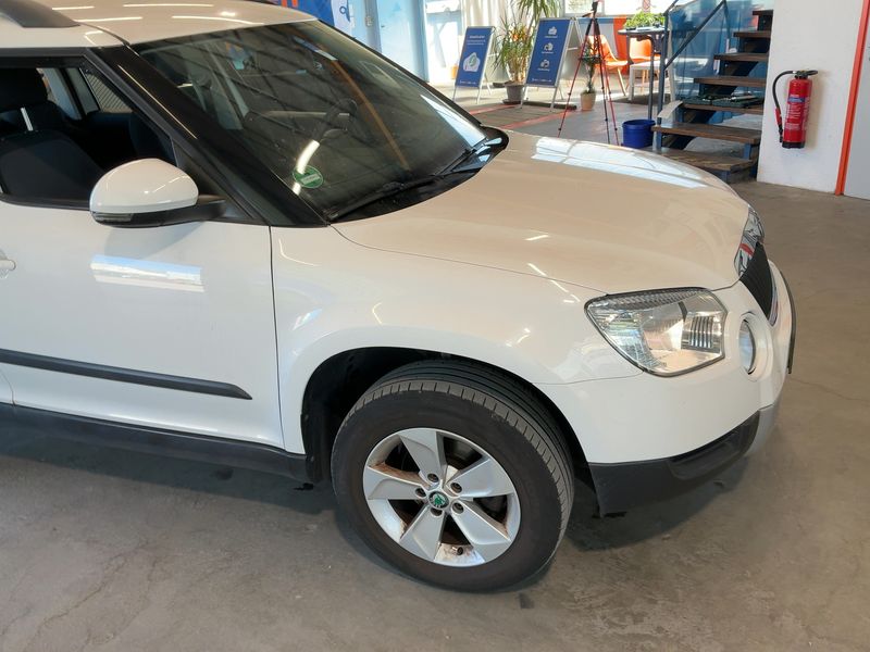 Skoda Yeti 1.2 TSI Active Plus Edition — zdjęcie 8