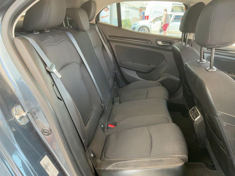 Renault Megane 1.5 dCi Energy Business 2016 – снимка 19