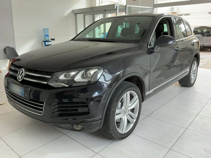 Volkswagen Touareg 3.0 V6 TDI Executive BlueMotion Tech — zdjęcie 1