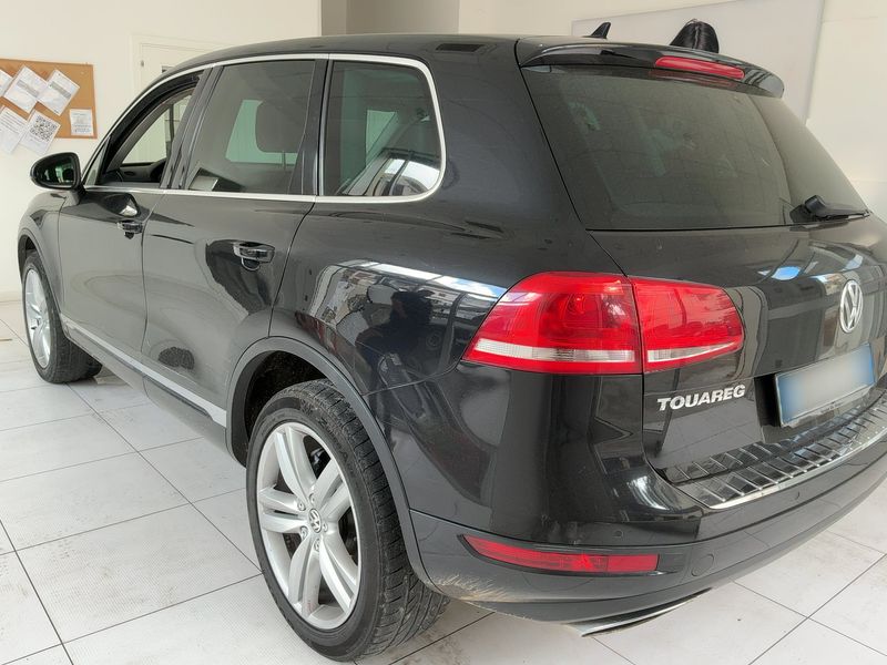 Volkswagen Touareg 3.0 V6 TDI Executive BlueMotion Tech — zdjęcie 3