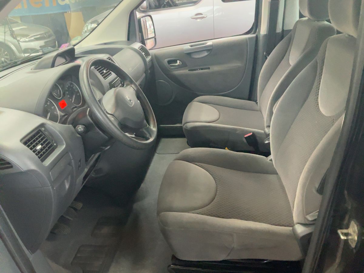Peugeot Expert 2015 — photo 18