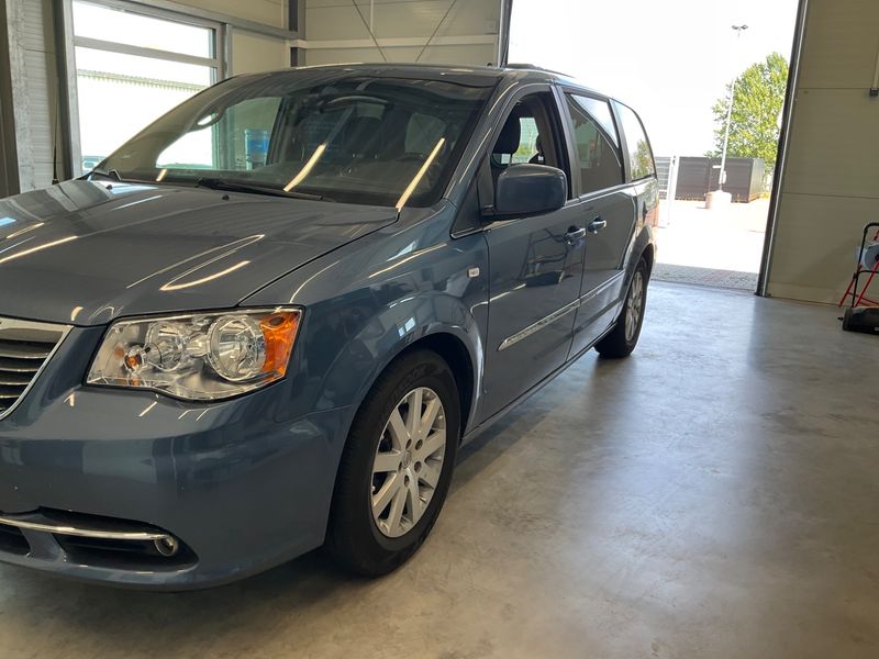 2013 Chrysler Grand Voyager