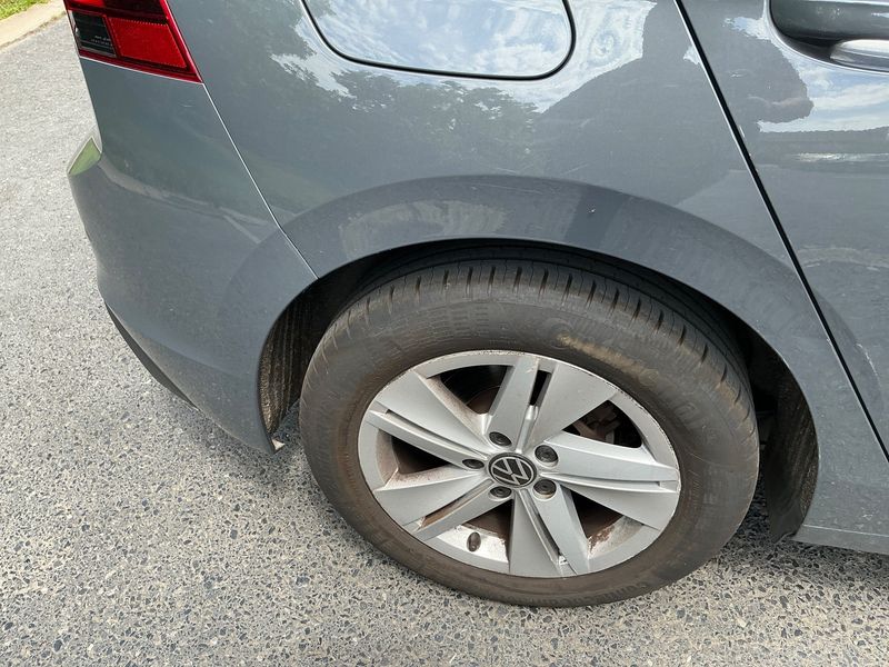 Volkswagen Golf VIII 1.0 TSI Life 2021 – снимка 22