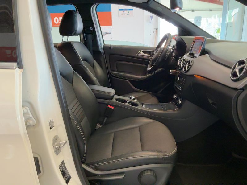 Mercedes-Benz B-Klasse B 180 CDI Sensation 2015 – снимка 16