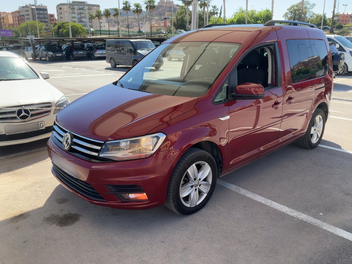 Volkswagen Caddy 2016 — photo 1