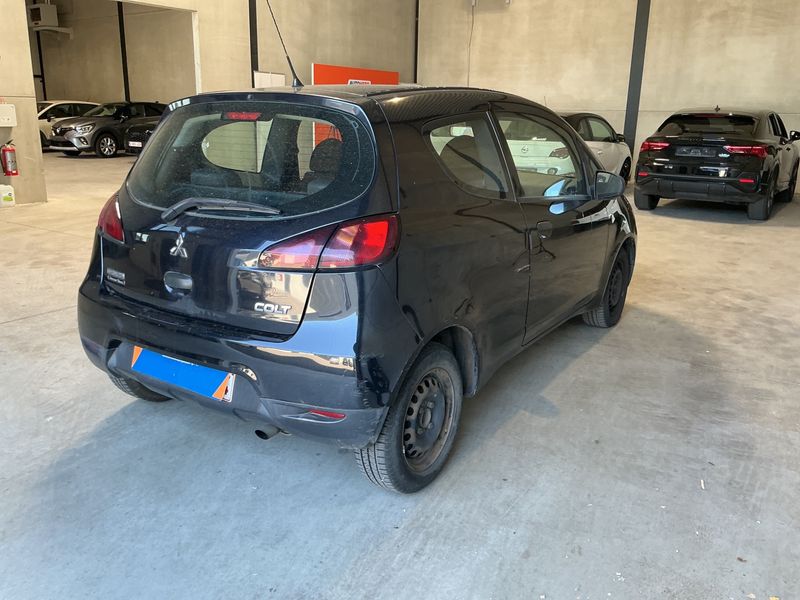 Mitsubishi Colt 1.1 Basis — zdjęcie 2