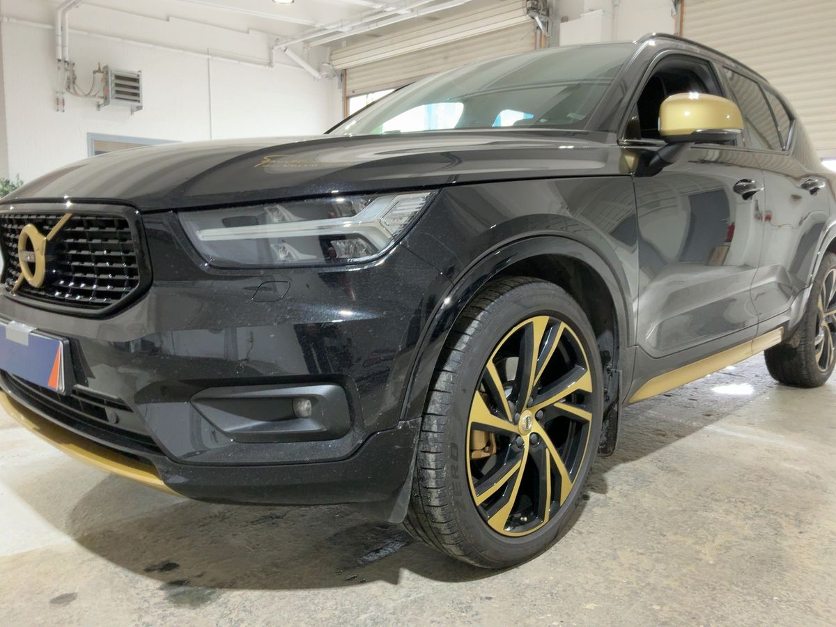 Volvo XC40 2.0 D4 R-Design AWD