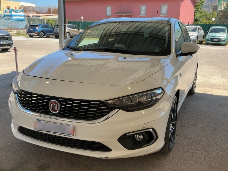 Fiat Tipo 1.6 JTDM Lounge 2016 – снимка 1