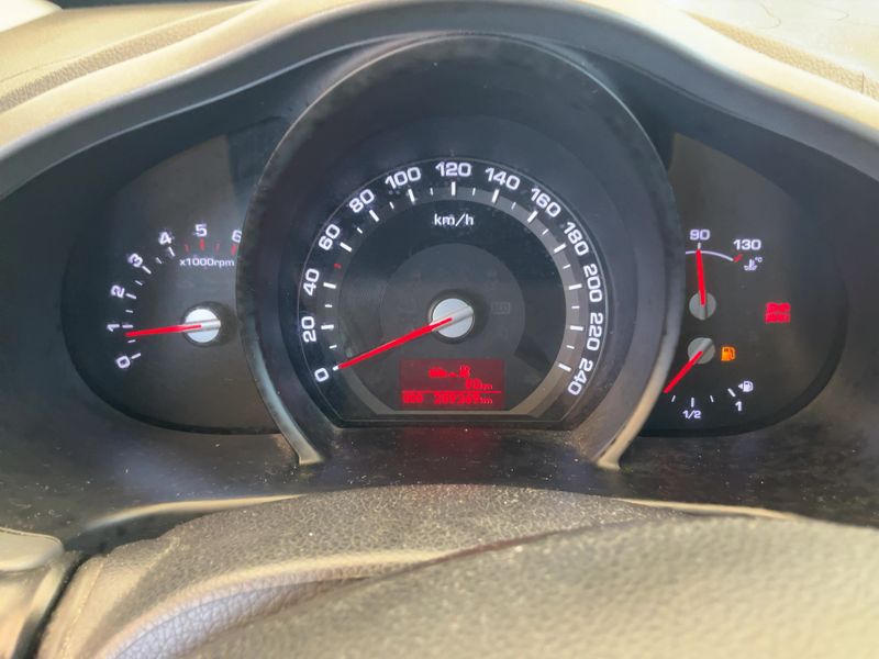 Kia Sportage 1.7 CRDi Drive 4x2 2013 – снимка 18