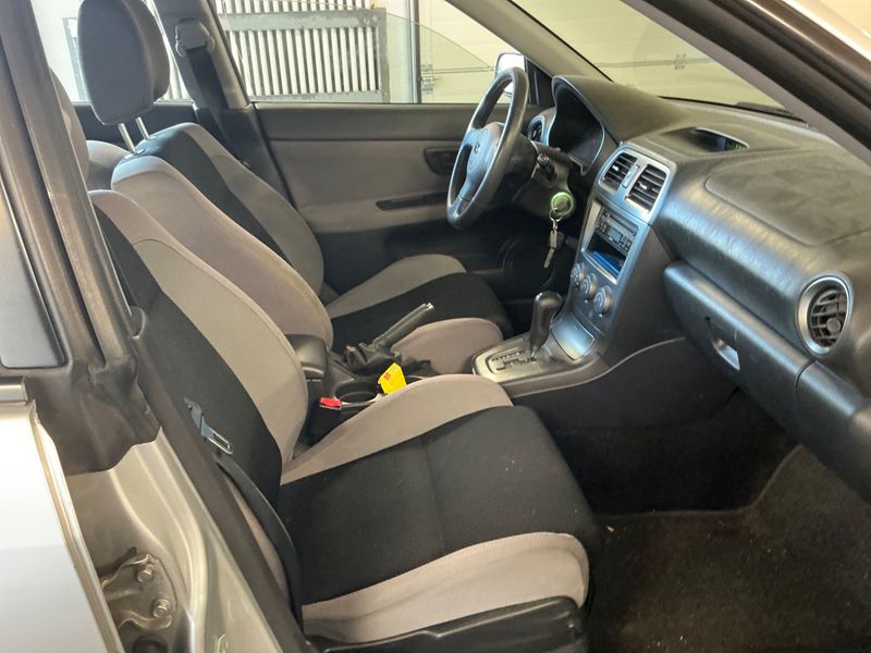Subaru Impreza 2.0 R Comfort — zdjęcie 3