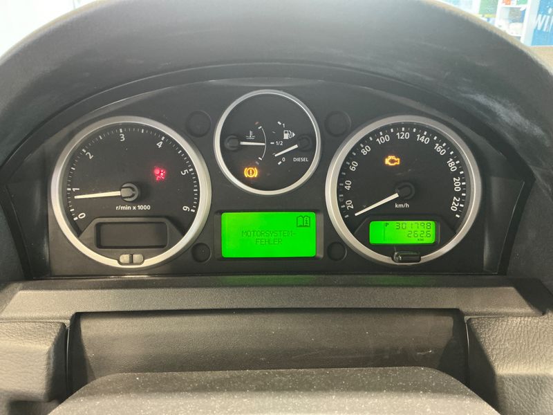 Land Rover Discovery 2.7 Td V6 TD SE — zdjęcie 4