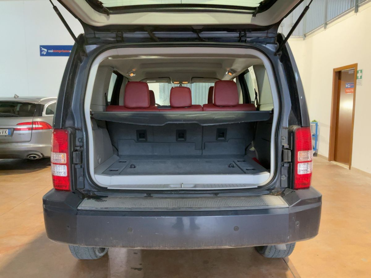 Jeep Cherokee 2009 — photo 16