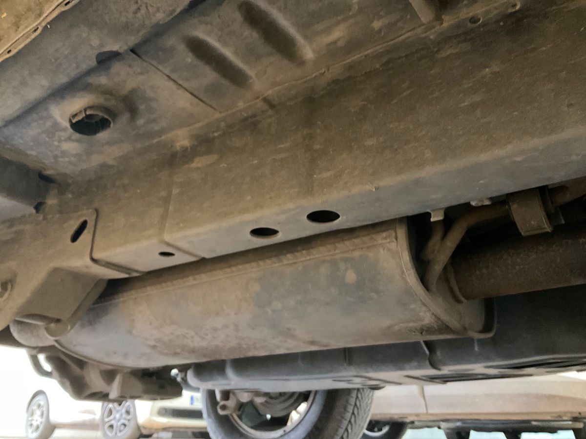 Jeep Cherokee 2009 — photo 25