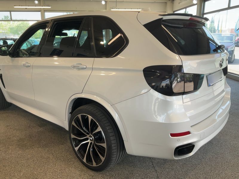 BMW X5 M50d — zdjęcie 3