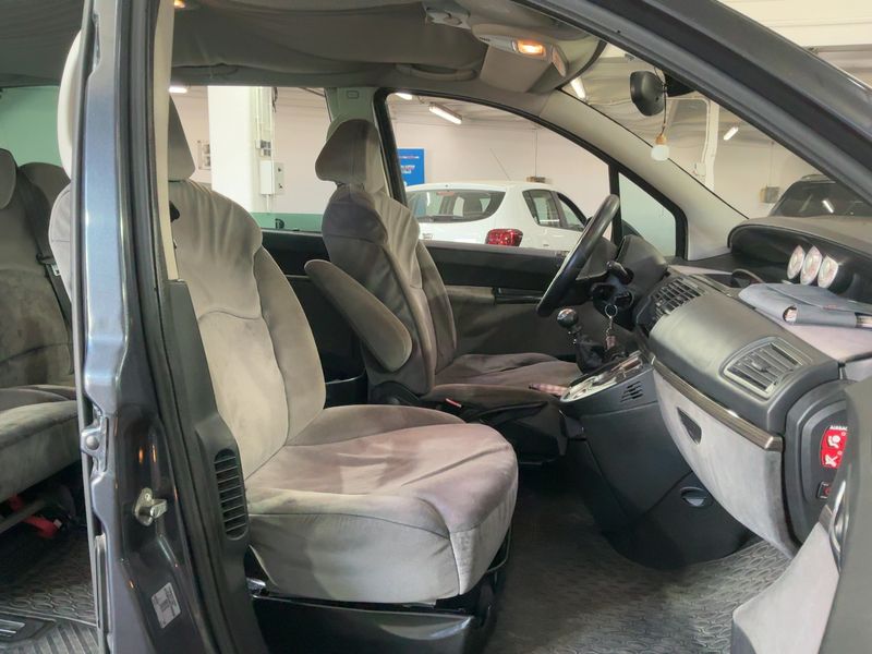 Citroen C8 2.0 HDi Premier — zdjęcie 11