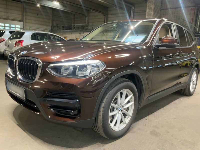 X3 xDrive 30e Advantage