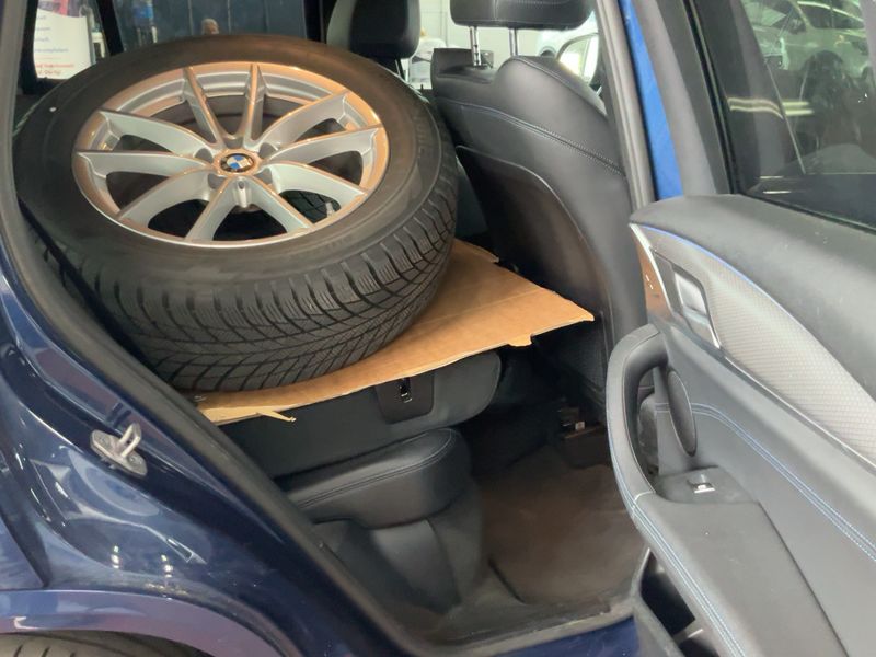 BMW X3 xDrive 30e M Sport — zdjęcie 14