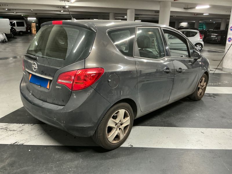 Opel Meriva 1.6 CDTI DPF Edition 2014 – снимка 2