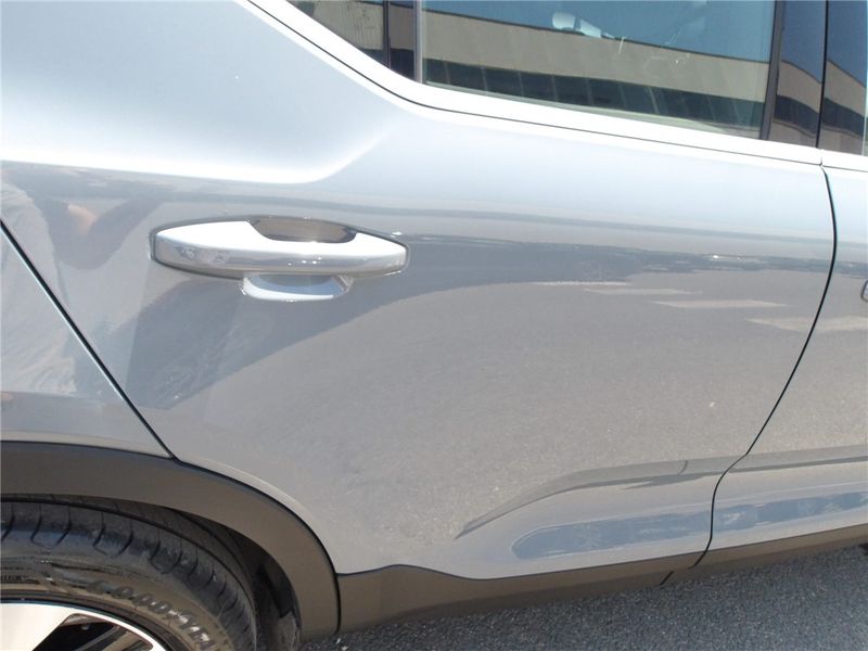Volvo XC40 1.5 T4 Recharge Plug-in Hybrid Core 2WD 2022 – снимка 14