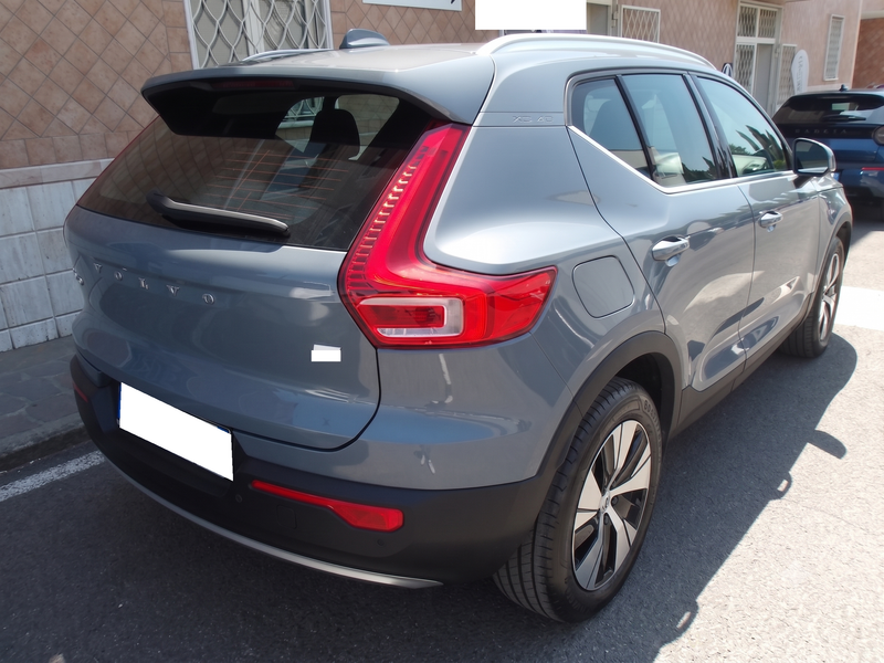 Volvo XC40 1.5 T4 Recharge Plug-in Hybrid Core 2WD 2022 – снимка 5