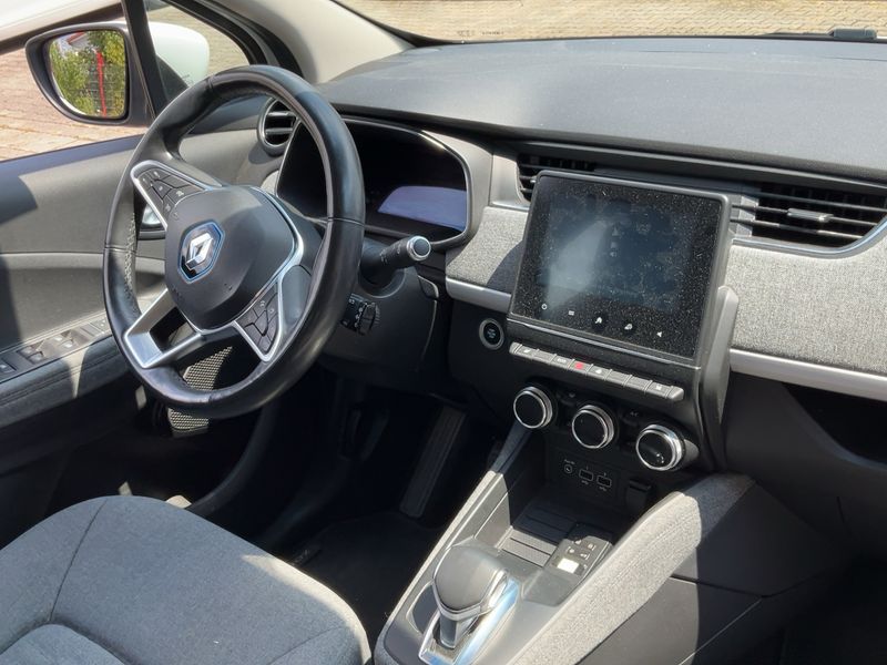 Renault Zoe electric drive 51 kW Experience — zdjęcie 12