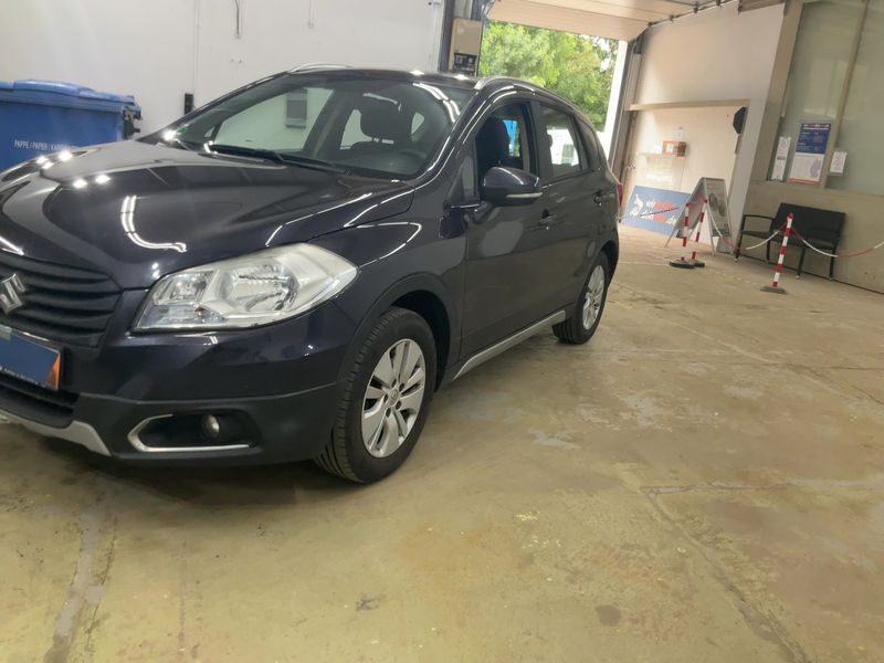 Suzuki SX4 1.6 Classic City+ — zdjęcie 2