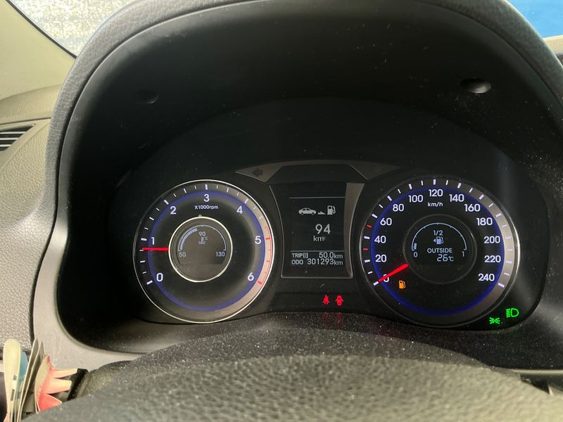 Hyundai i40 1.7 CRDi Comfort — zdjęcie 13