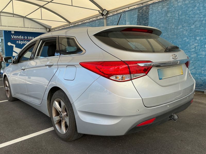 Hyundai i40 1.7 CRDi Comfort — zdjęcie 3