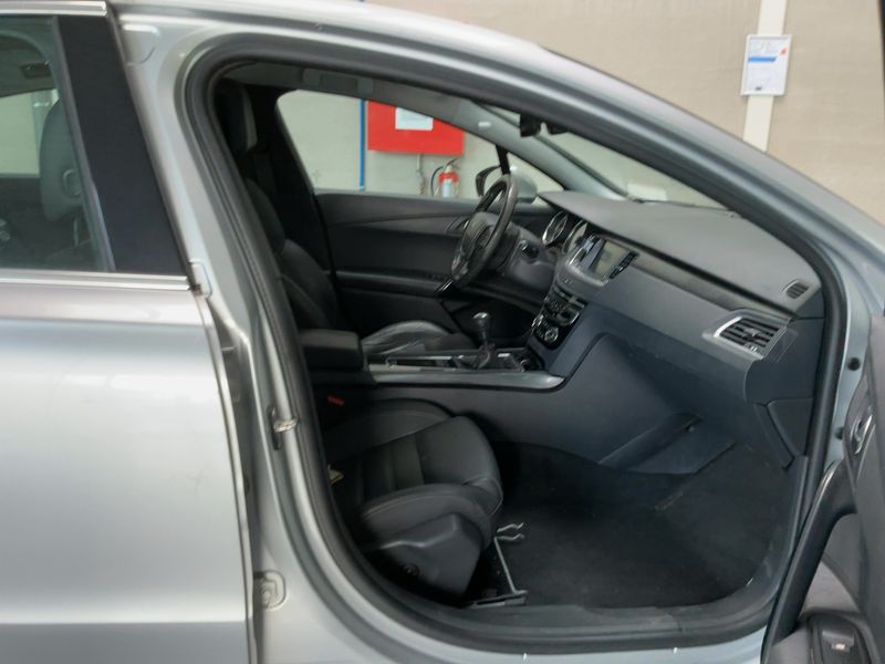 Peugeot 508 1.6 THP Allure — zdjęcie 11