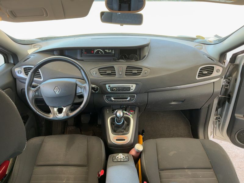 Renault Grand Scenic 1.5 dCi Energy Limited — zdjęcie 12