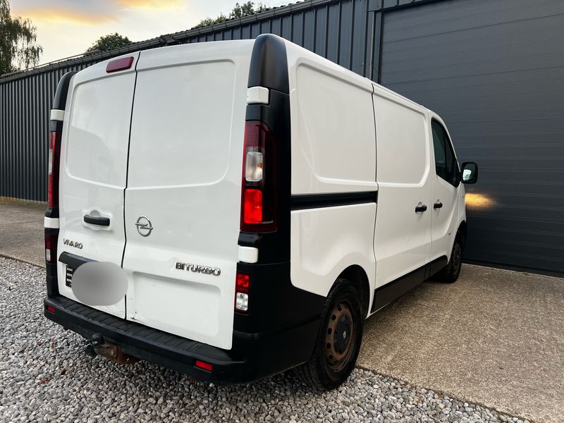 Opel Vivaro 1.6 CDTI Biturbo Kasten L1H1 2,9t — zdjęcie 5