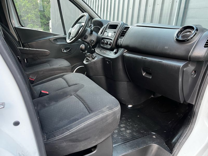 Opel Vivaro 1.6 CDTI Biturbo Kasten L1H1 2,9t — zdjęcie 10