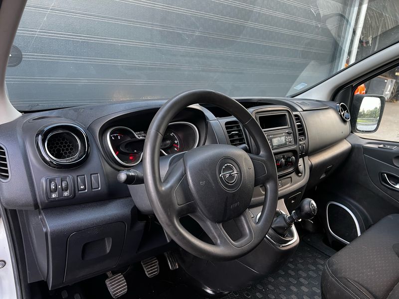 Opel Vivaro 1.6 CDTI Biturbo Kasten L1H1 2,9t — zdjęcie 11
