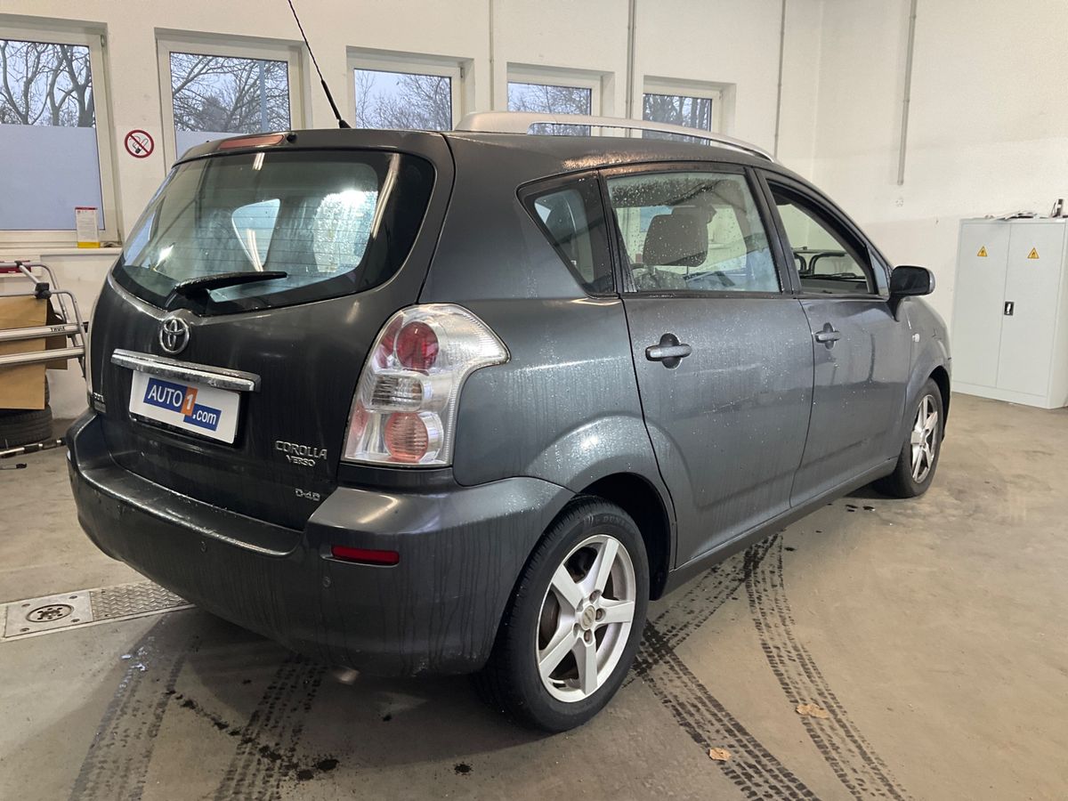 Toyota Corolla Verso 2.2 D-4D Sol