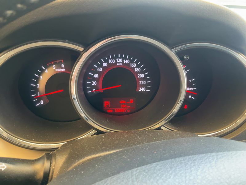 Kia Sorento 2.2 CRDi Emotion 4WD — zdjęcie 13