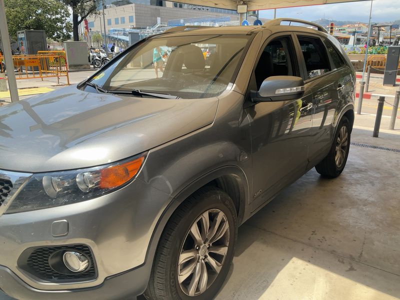 Kia Sorento 2.2 CRDi Emotion 4WD — zdjęcie 2