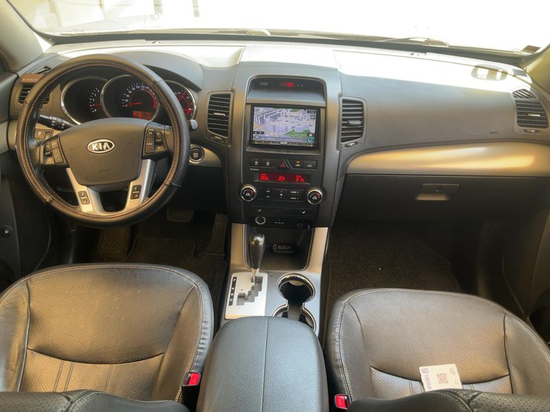 Kia Sorento 2.2 CRDi Emotion 4WD — zdjęcie 12