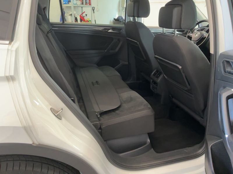 Volkswagen Tiguan Allspace 2.0 TDI Highline 4Motion — zdjęcie 14
