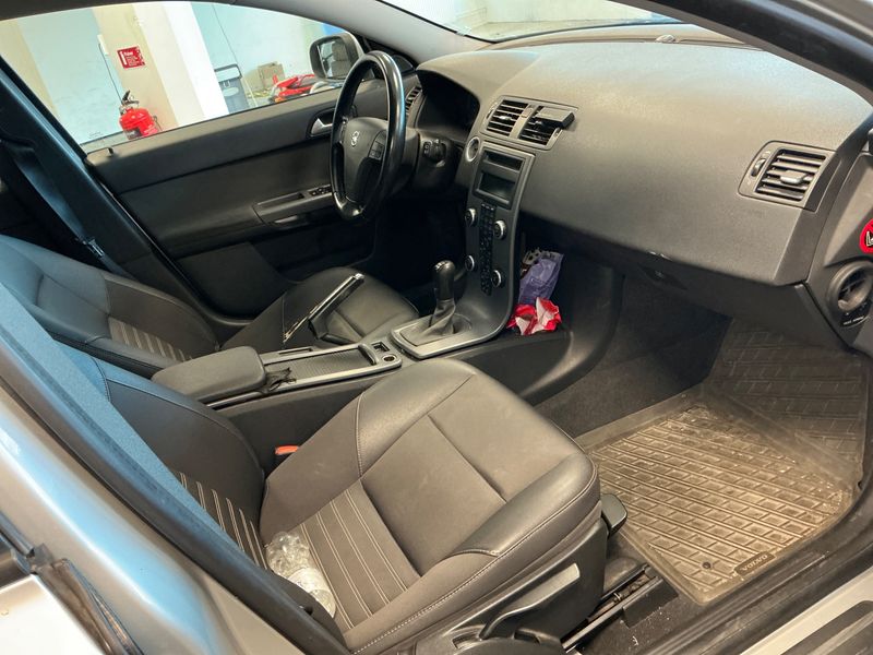 Volvo V50 1.8 F Kinetic — zdjęcie 3