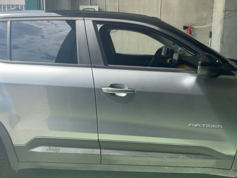 Jeep Avenger electric drive 115 kW Summit Electric — zdjęcie 7